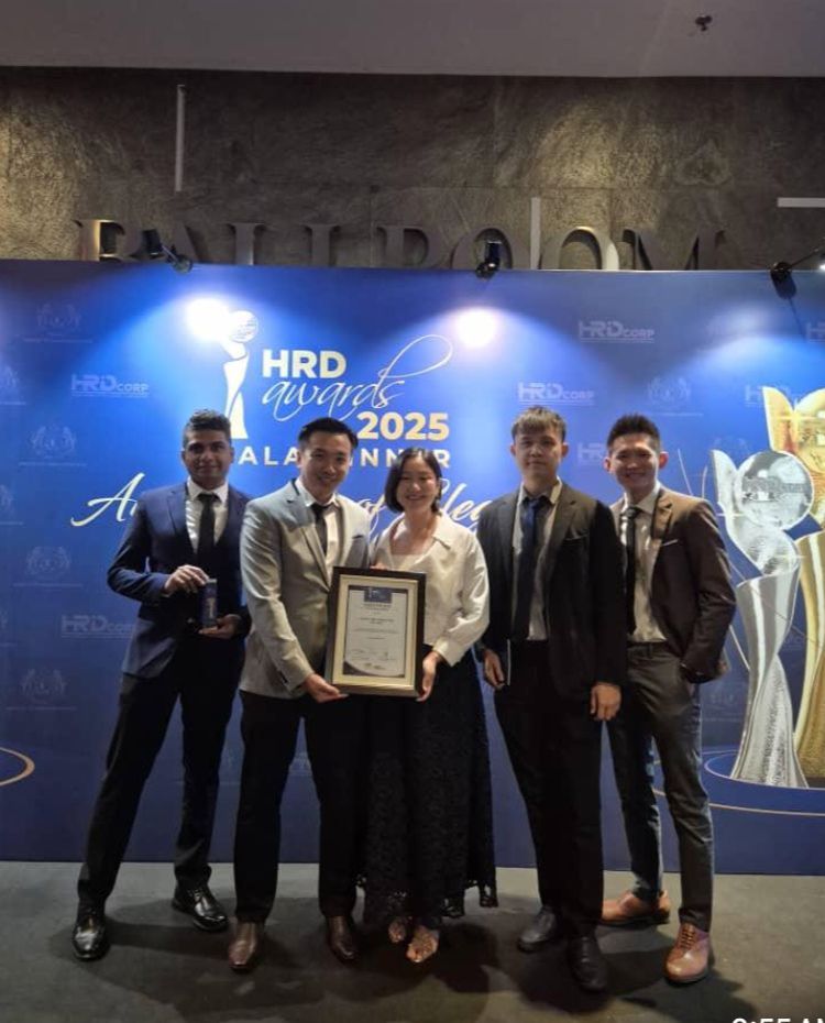 asia-talent-pro-hrd-awards-2025 Asia Talent Pro team receiving HRD Awards 2025 Certificate of Excellence